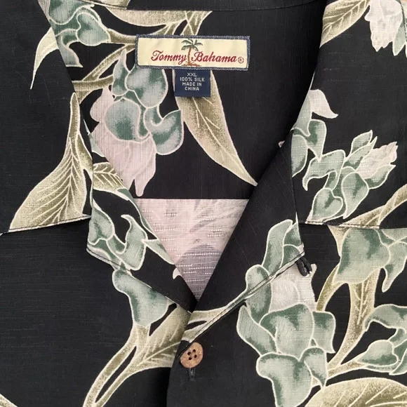 Tommy Bahama Black Floral Hawaiian Shirt - Picture 3 of 7